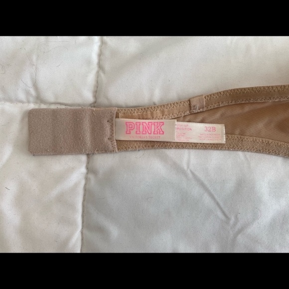 Two Victoria’s Secret bras size 32B - Picture 2 of 7